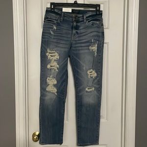 Judy blue size 9 boyfriend fit distressed.